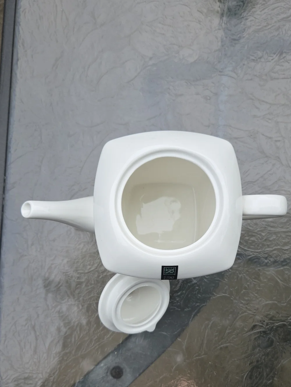 Roscher Fine Porcelain Ceramic White Square Textured Teapot with Lid New Read